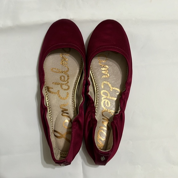 Pre-owned vintage Sam Edelman wine colored satin Farrow Ballet Flats - Picture 2 of 5